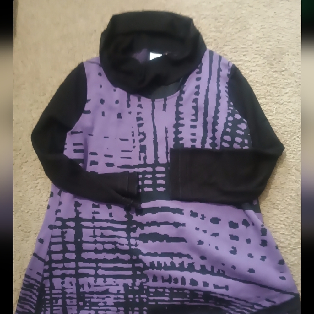 Parsley & Sage Purple and Black Knit Top
